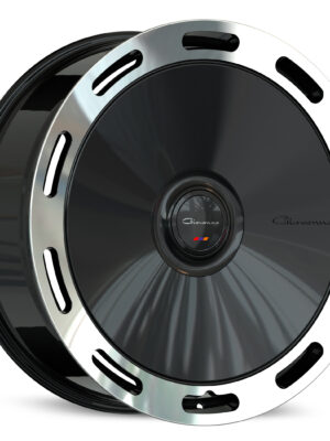 Front view of Giovanna Amur wheel black with machine lip