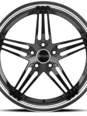 Front view of X63 wheel black chrome lip